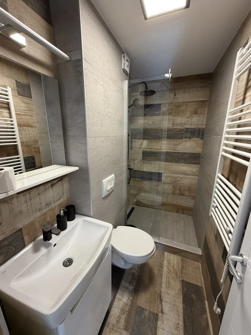 Deluxe Old Town Apartment with Terrace
